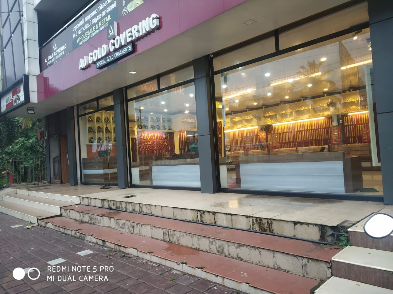 AJ GOLD COVERING MANJERI